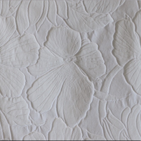 ALICE + OLIVIA Set (Lakita Top + Eriko Skirt) - Picture 10 of 14